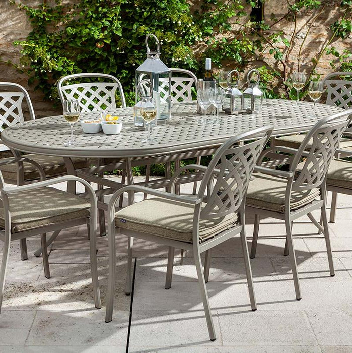 Berkeley 8 Seat Oval Dining Set (free cover included)