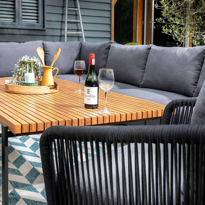 Eden Square Casual Dining Set by Hartman