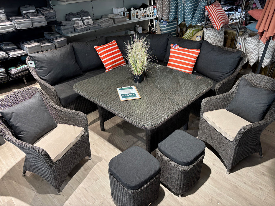 Alexander Rose Monte Carlo Casual Dining Set with Armchairs & Stools (ex-display)