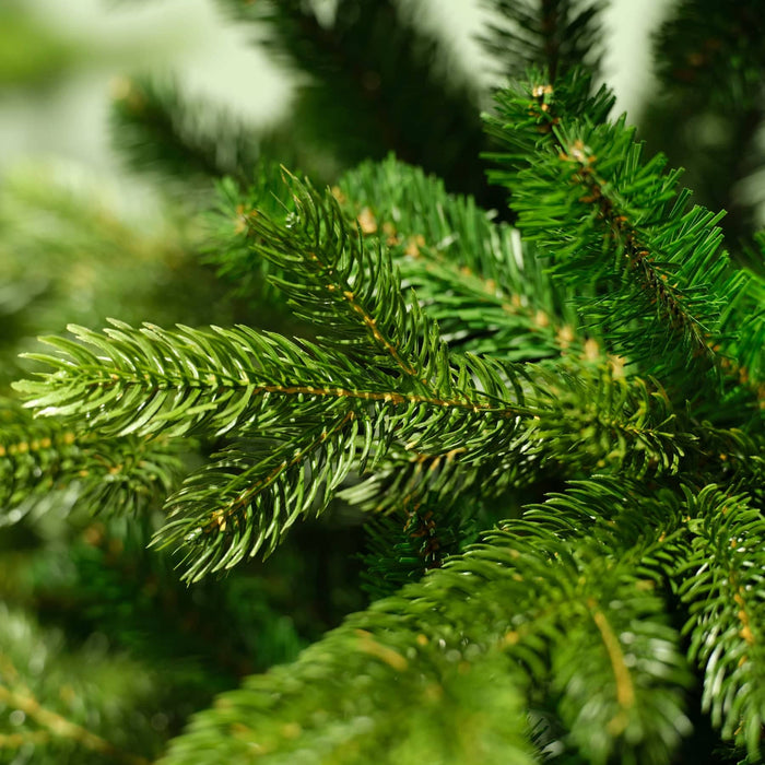 Kaemingk Artificial Christmas Trees Kaemingk Everlands Galloway Spruce 210cm / 7ft
